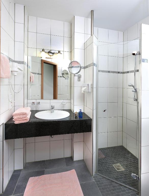 Hotel Pohl Kinheim Rom bilde